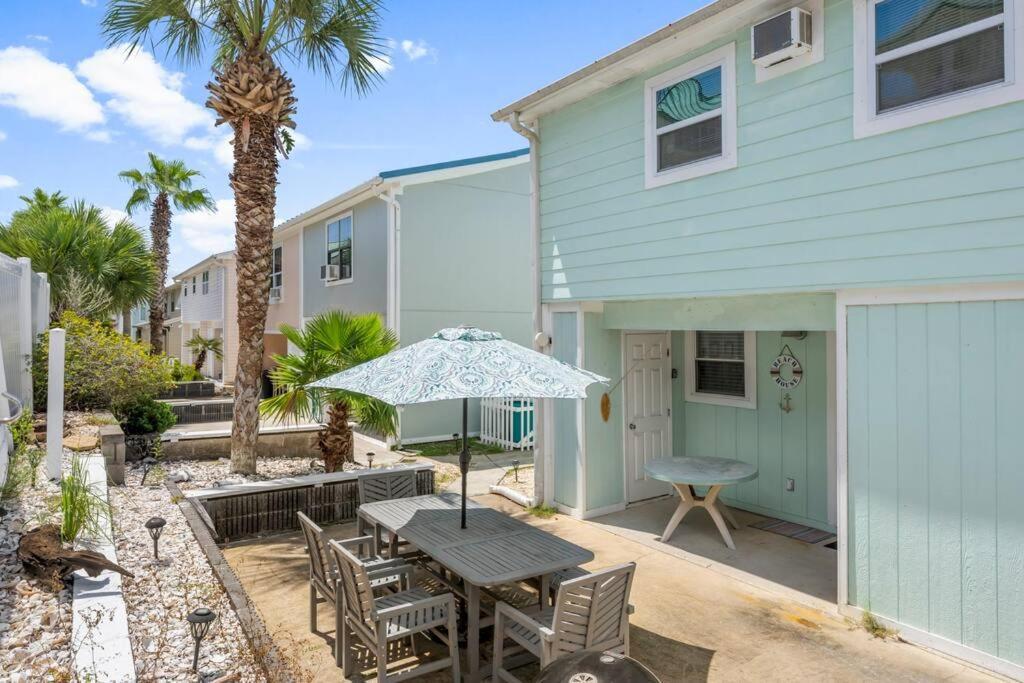 New! Steps To White Sand Beaches! Pool & Grill! 2Br 2Ba Panama City Beach Extérieur photo