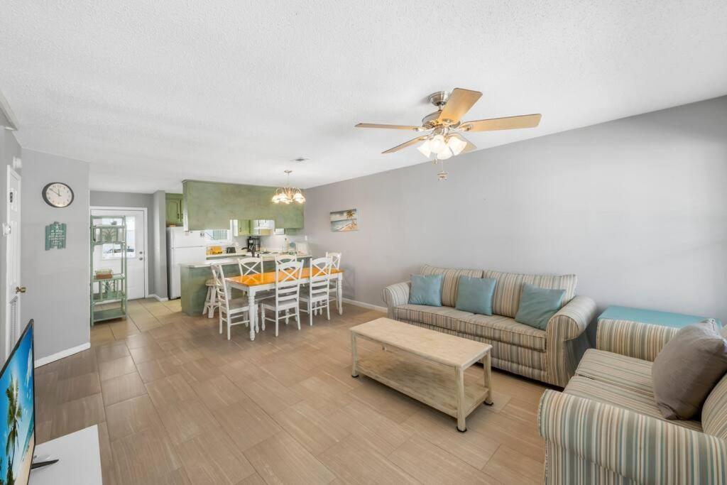 New! Steps To White Sand Beaches! Pool & Grill! 2Br 2Ba Panama City Beach Extérieur photo